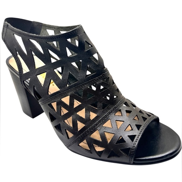 Black Cutout Women's Sandals - Picture 4 of 9